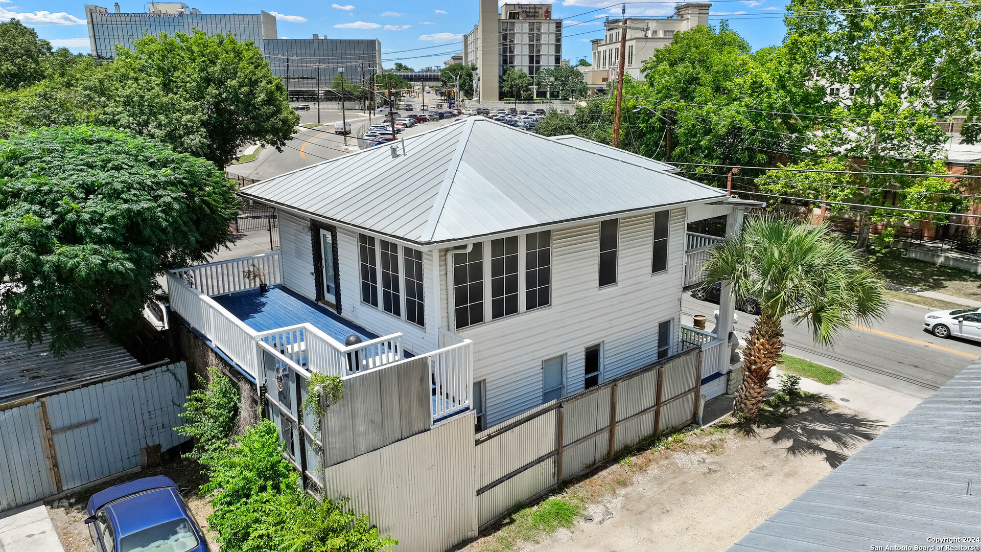 main property photo 24