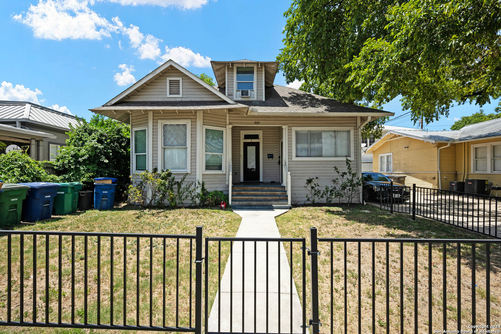 main property photo 4