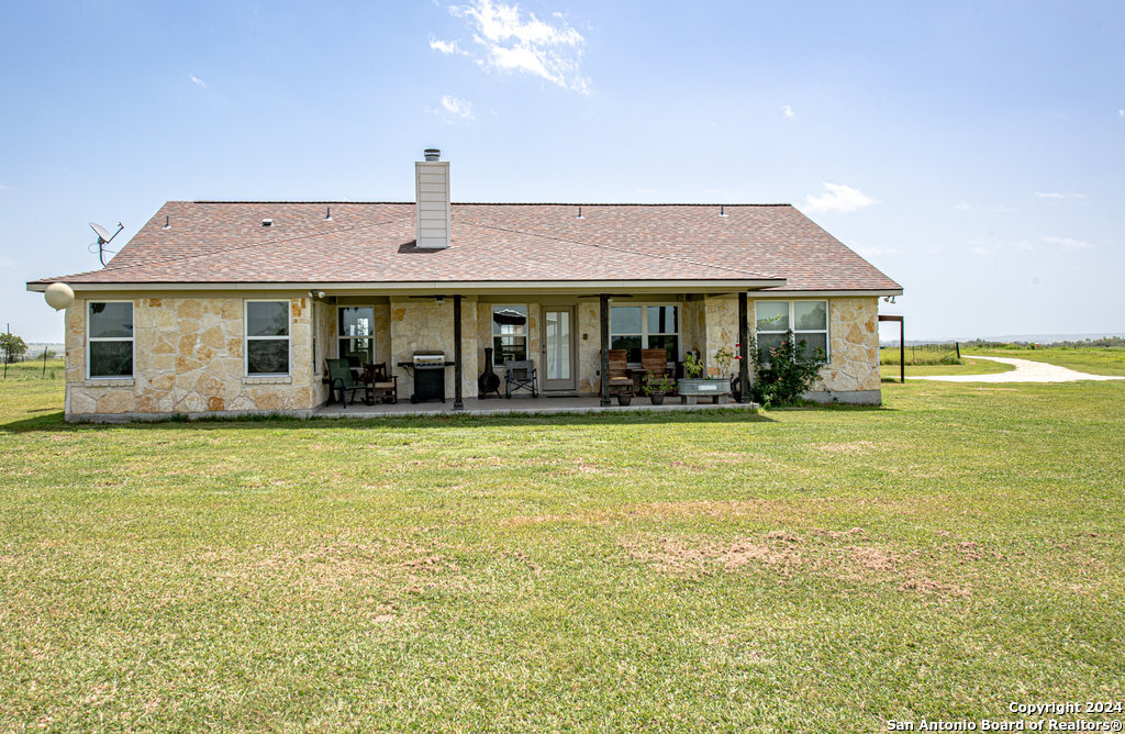 main property photo 14