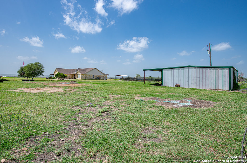 main property photo 9