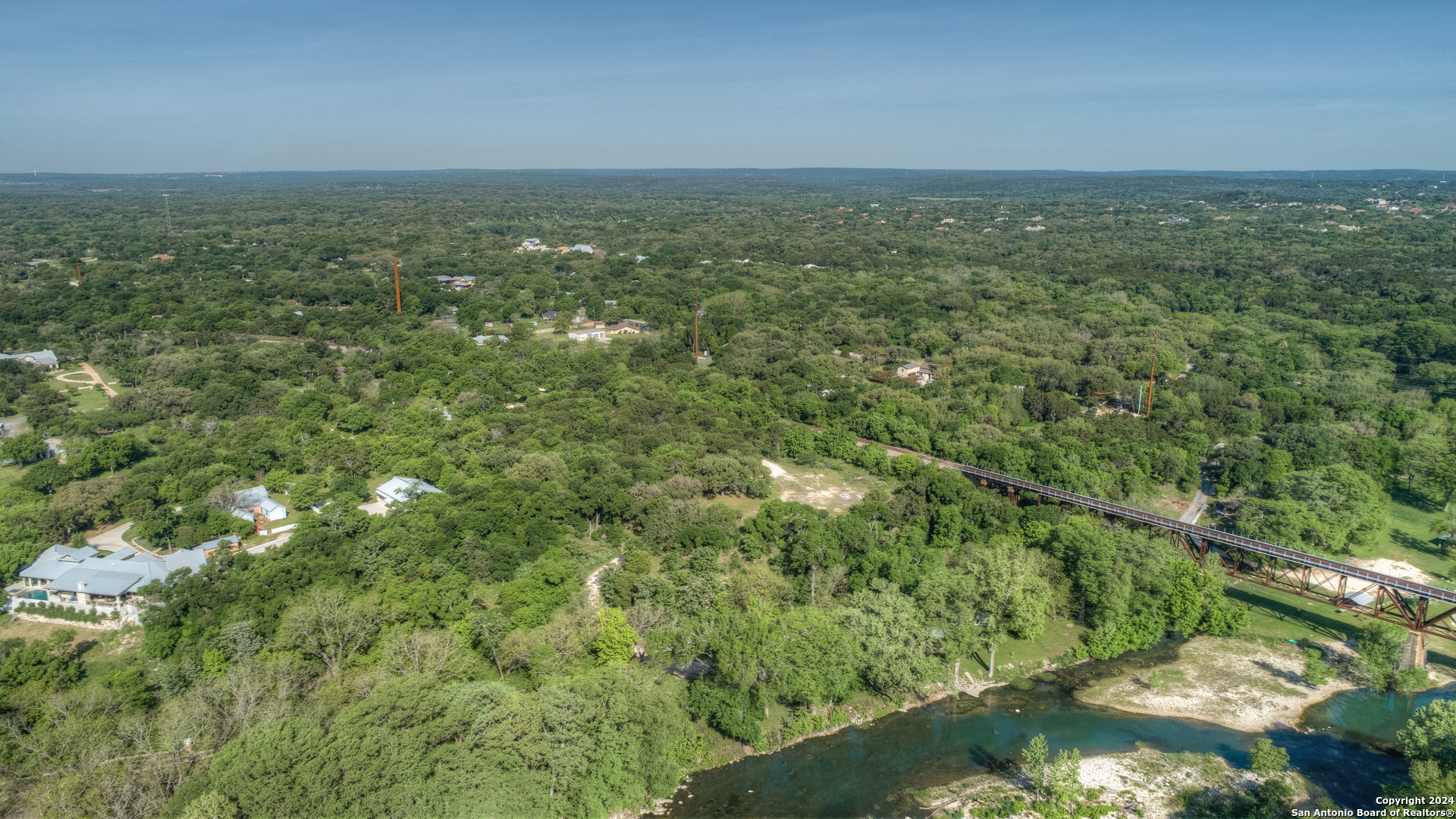 main property photo 50