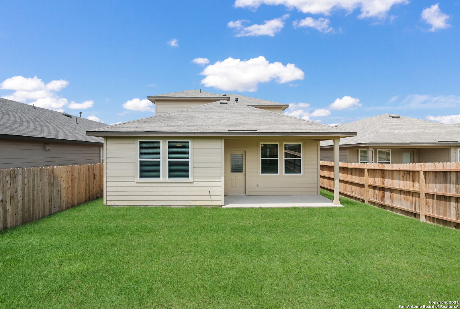 main property photo 17