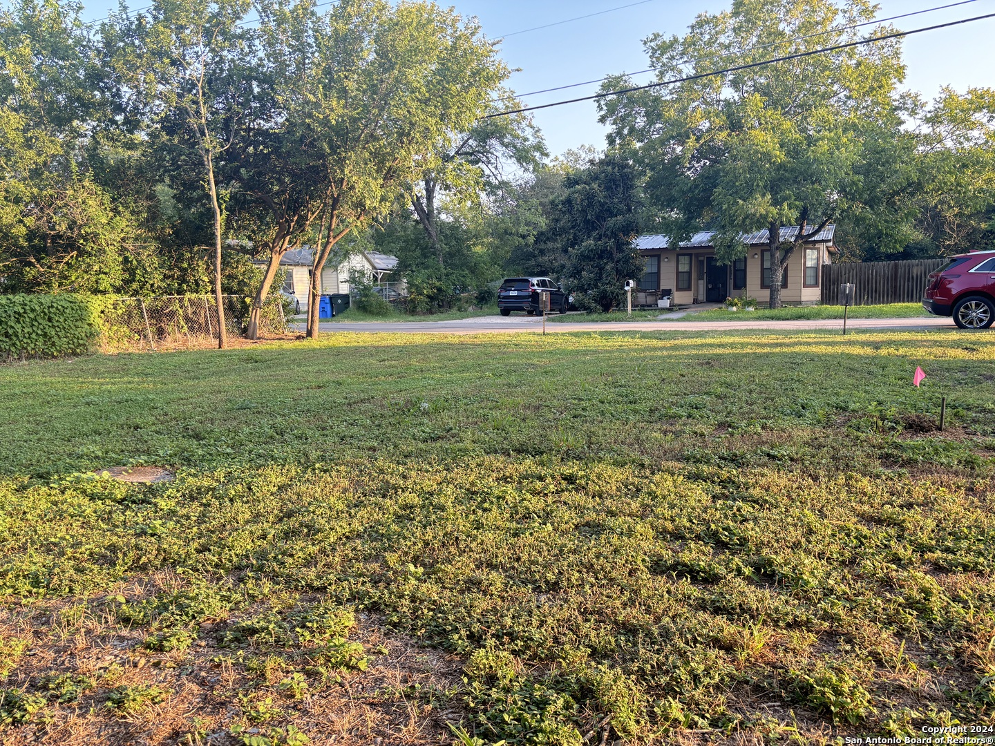 property viewer photo 2