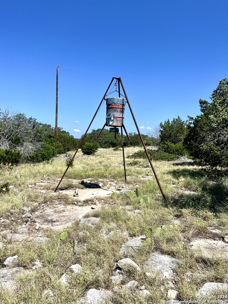 main property photo 17