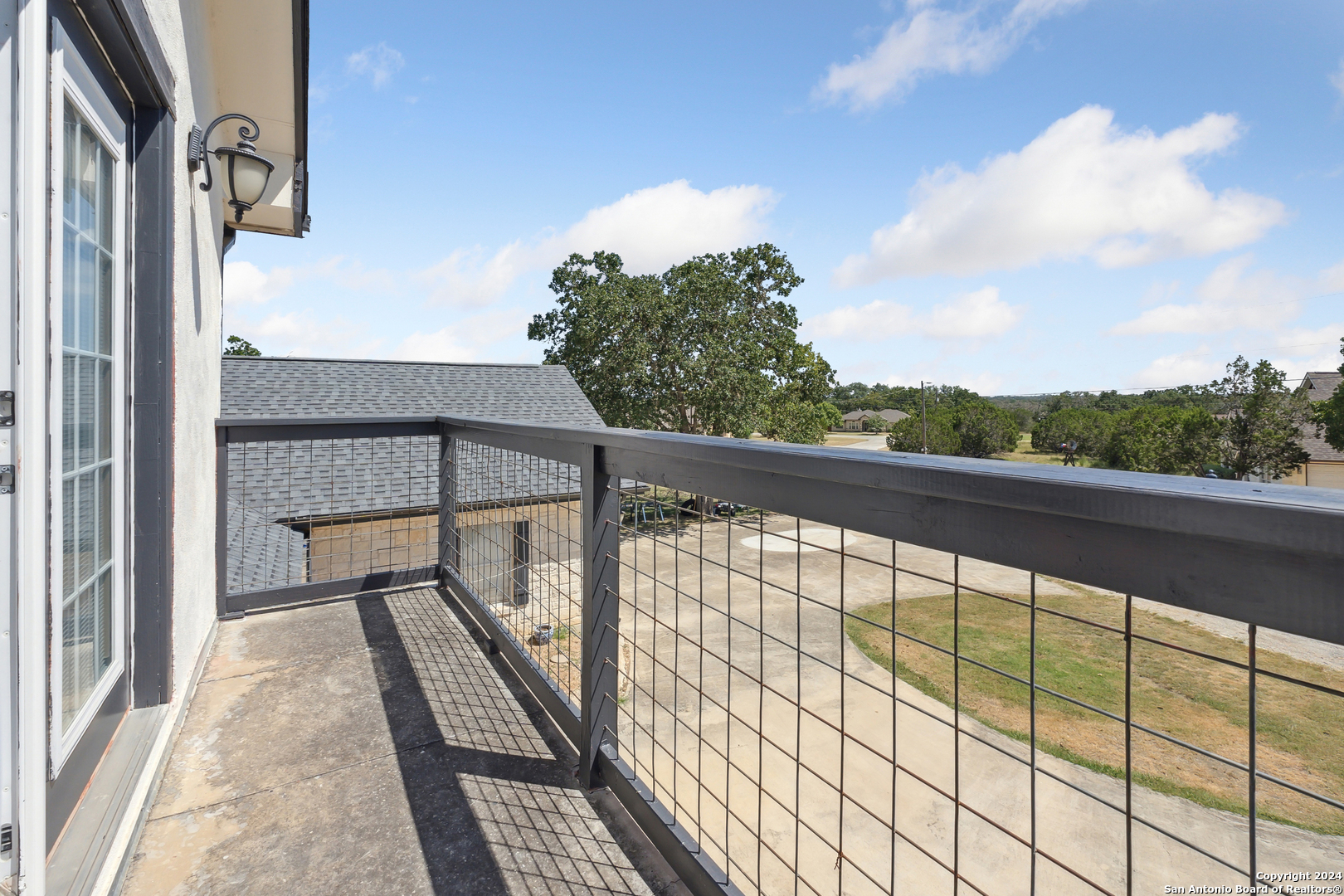 main property photo 38