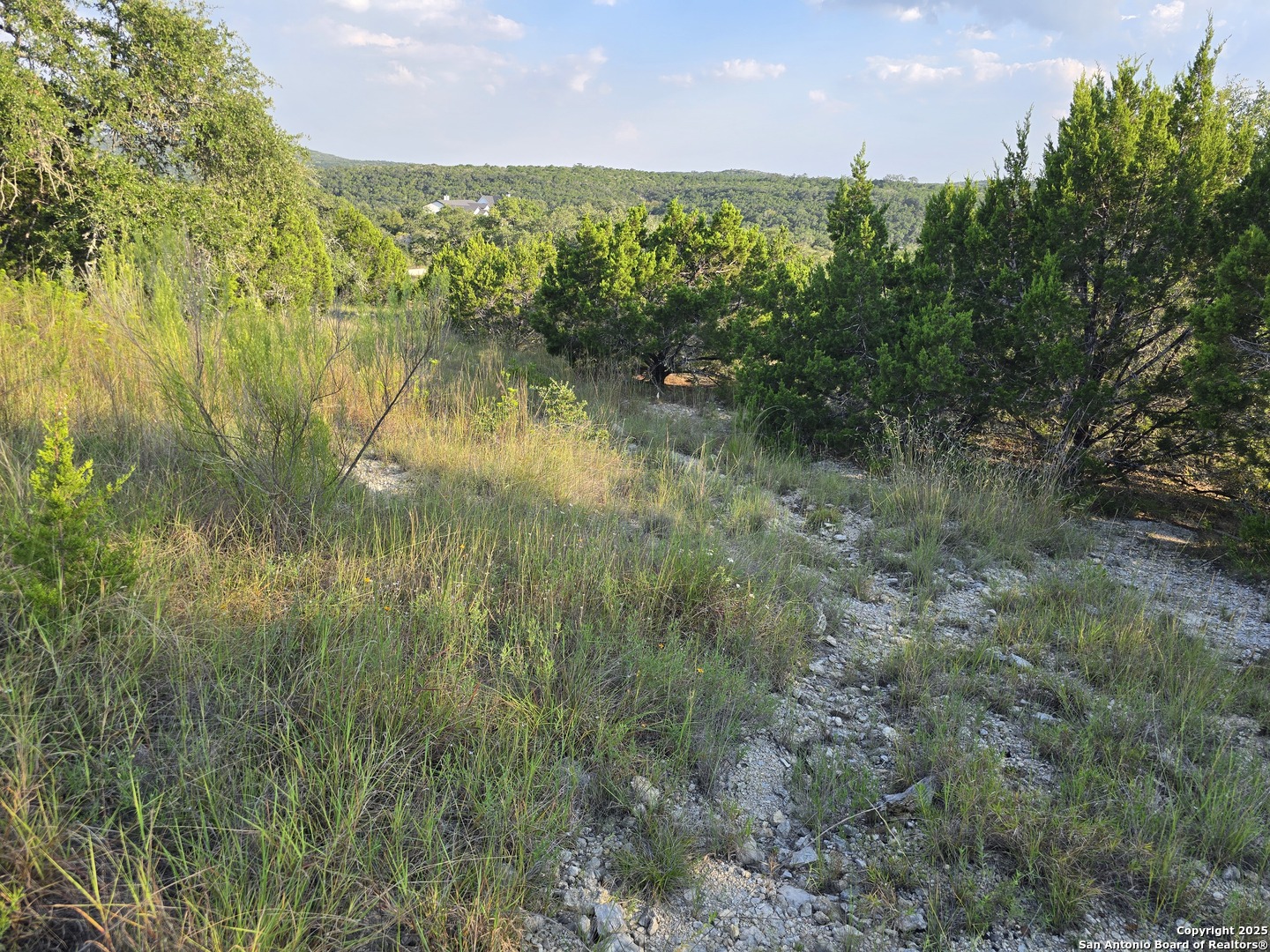 main property photo 20