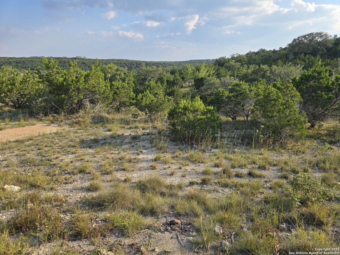 main property photo 27