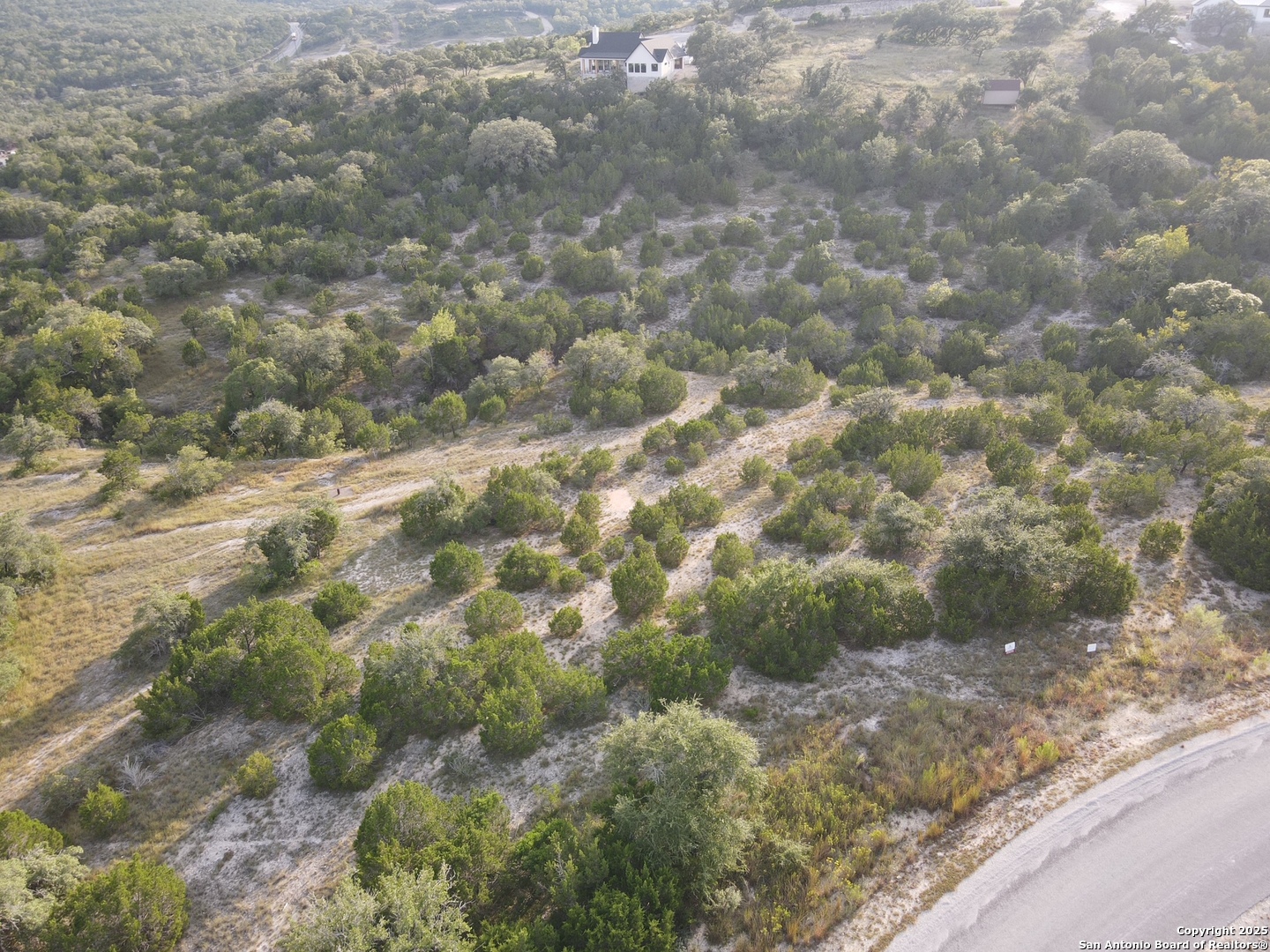 main property photo 6