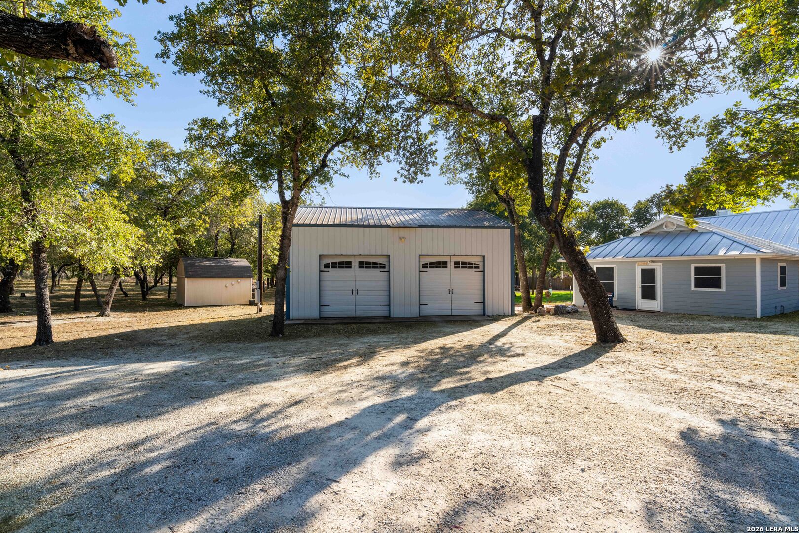 main property photo 37