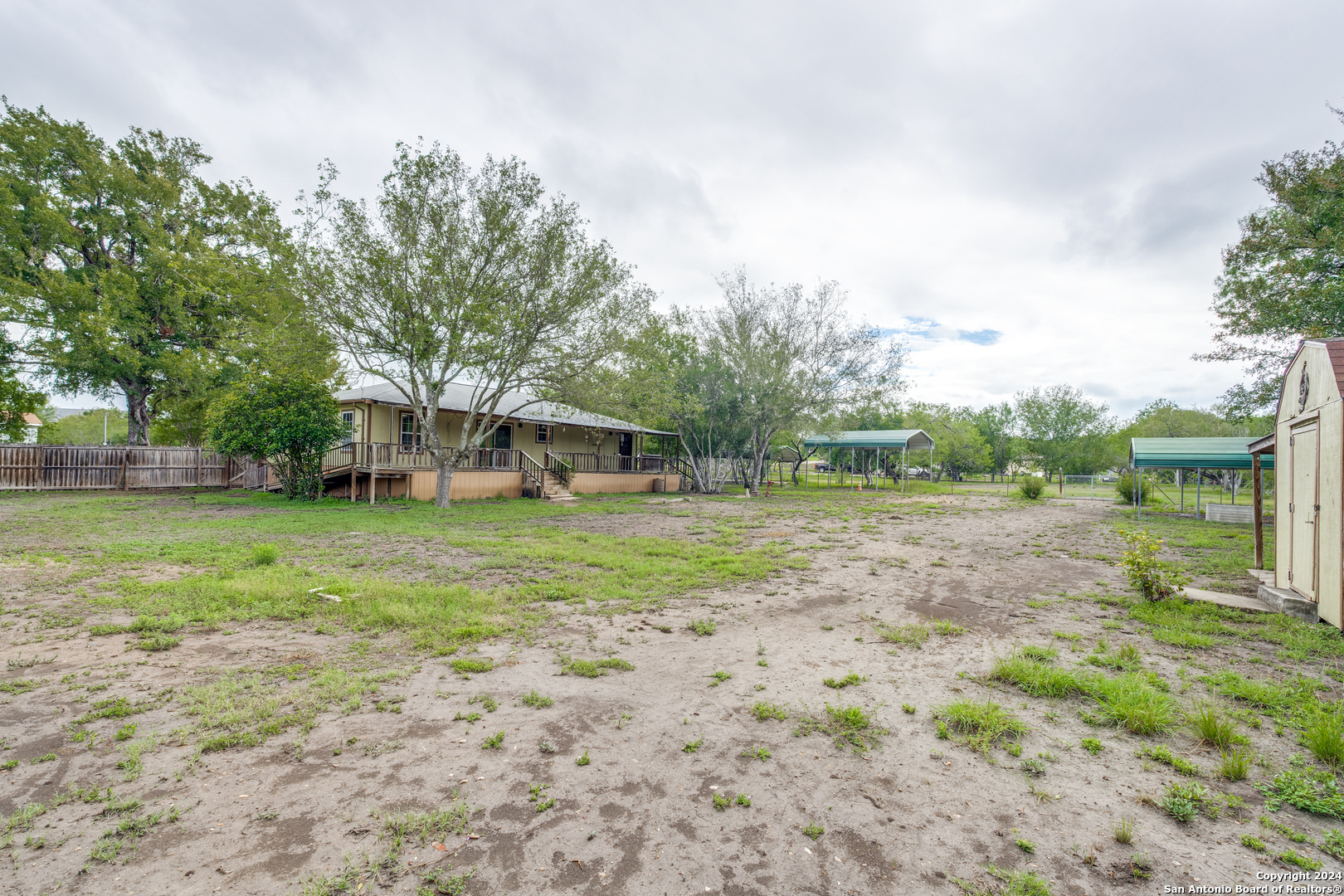 main property photo 32