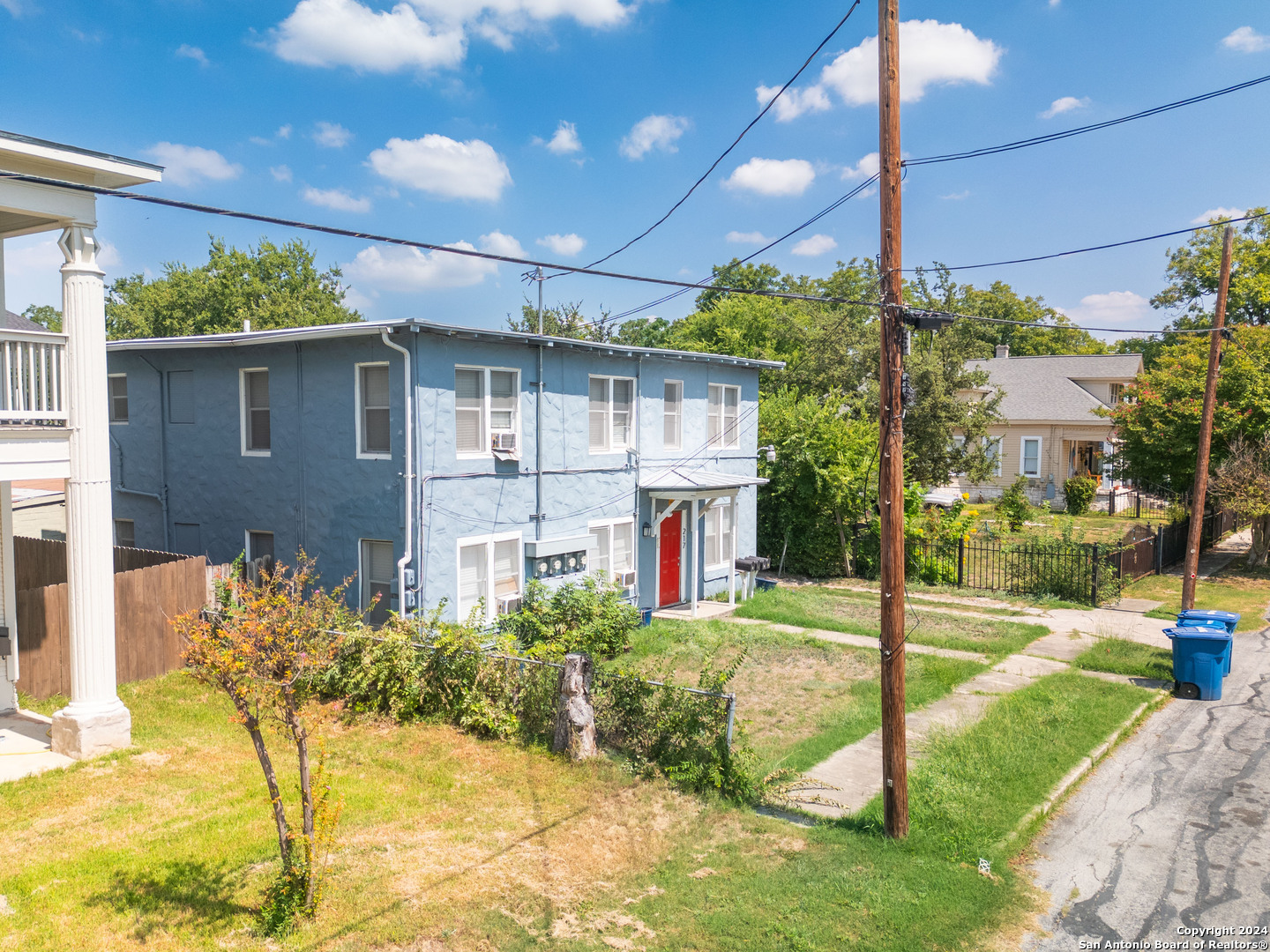 main property photo 4