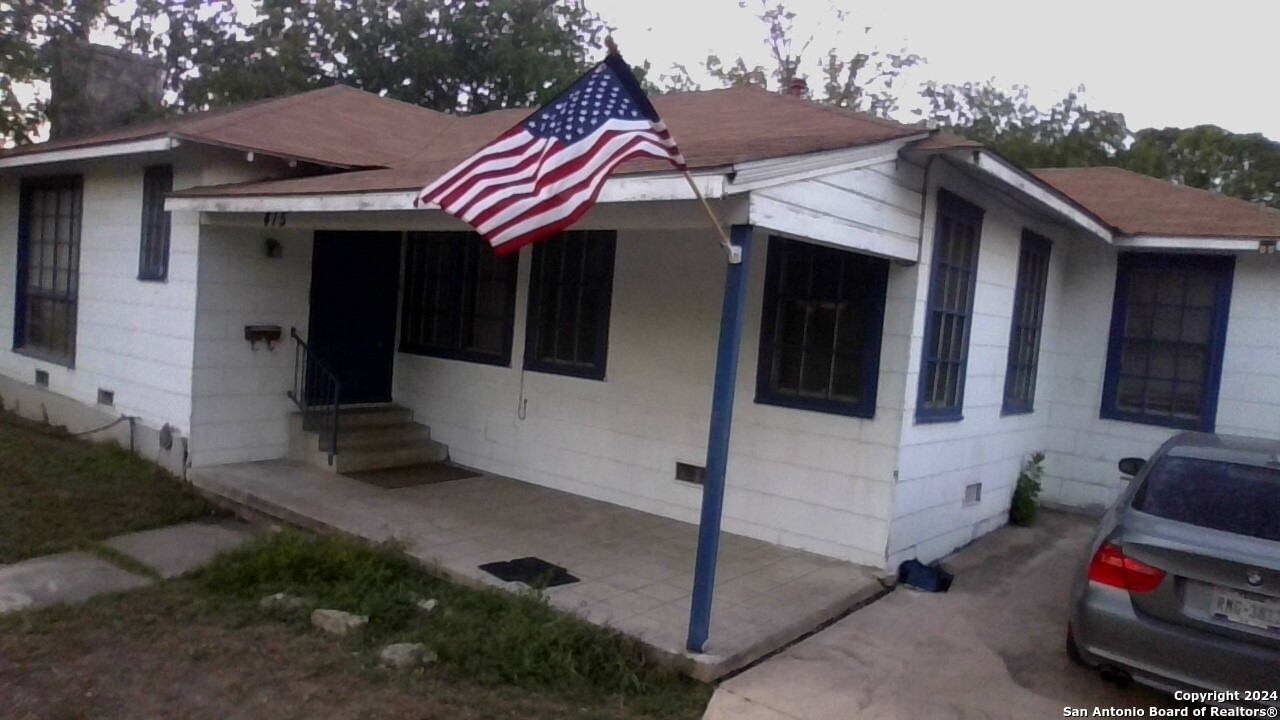 main property photo 1