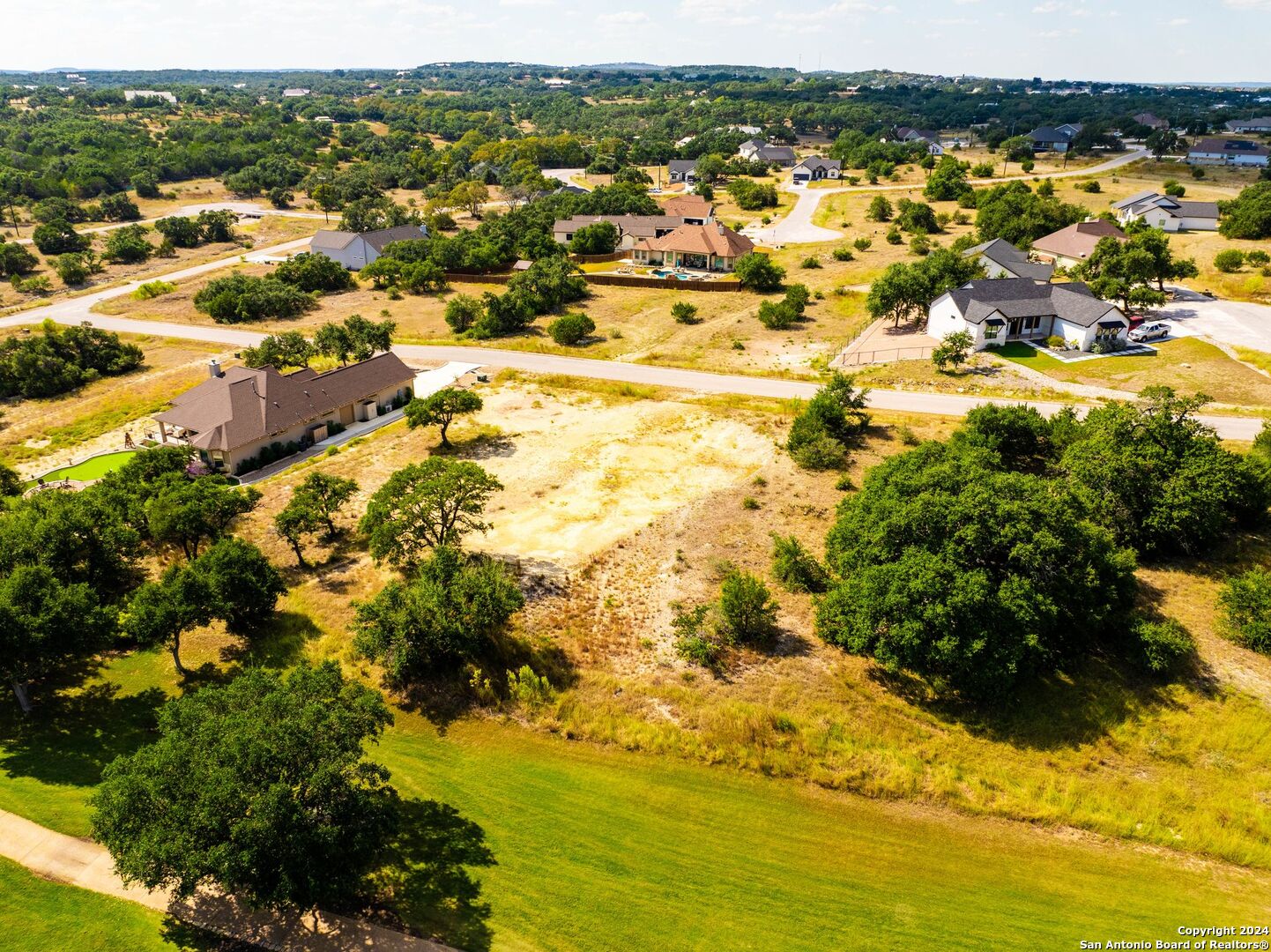 main property photo 15
