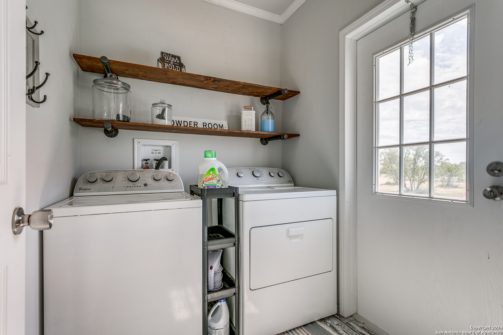main property photo 14