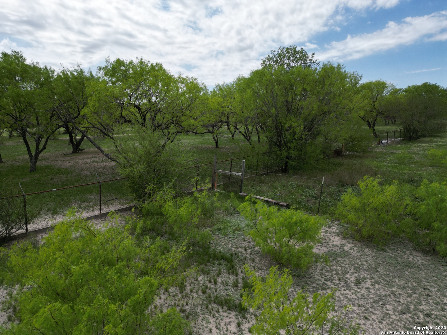 main property photo 6