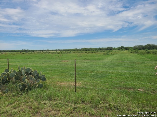 main property photo 6