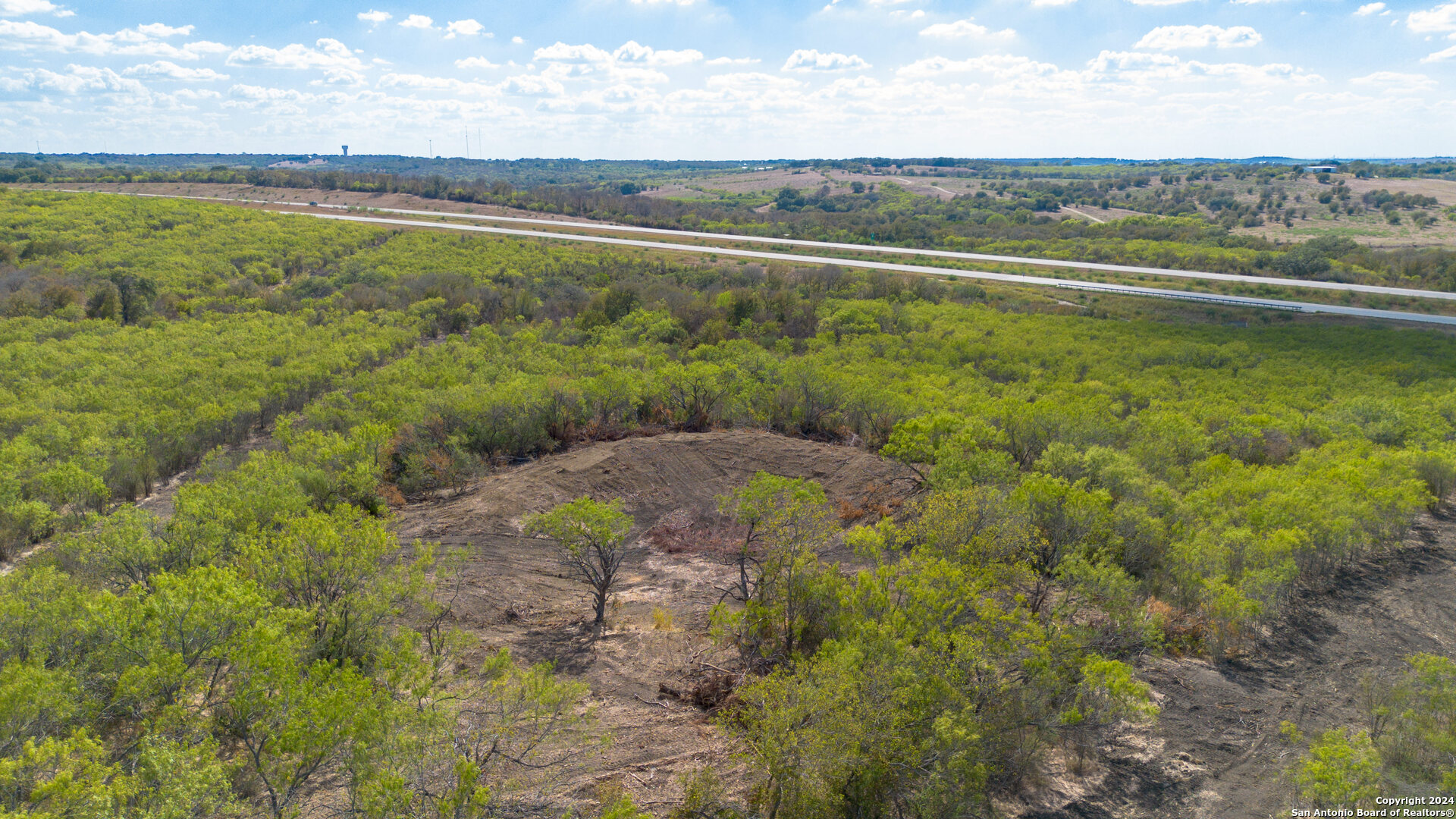 main property photo 34