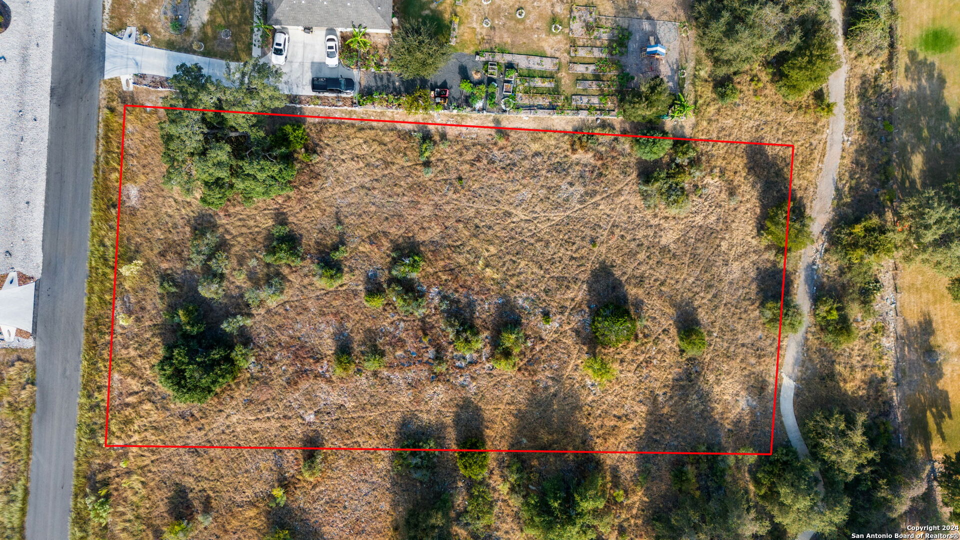 main property photo 9