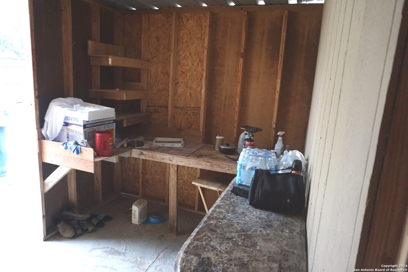 main property photo 19