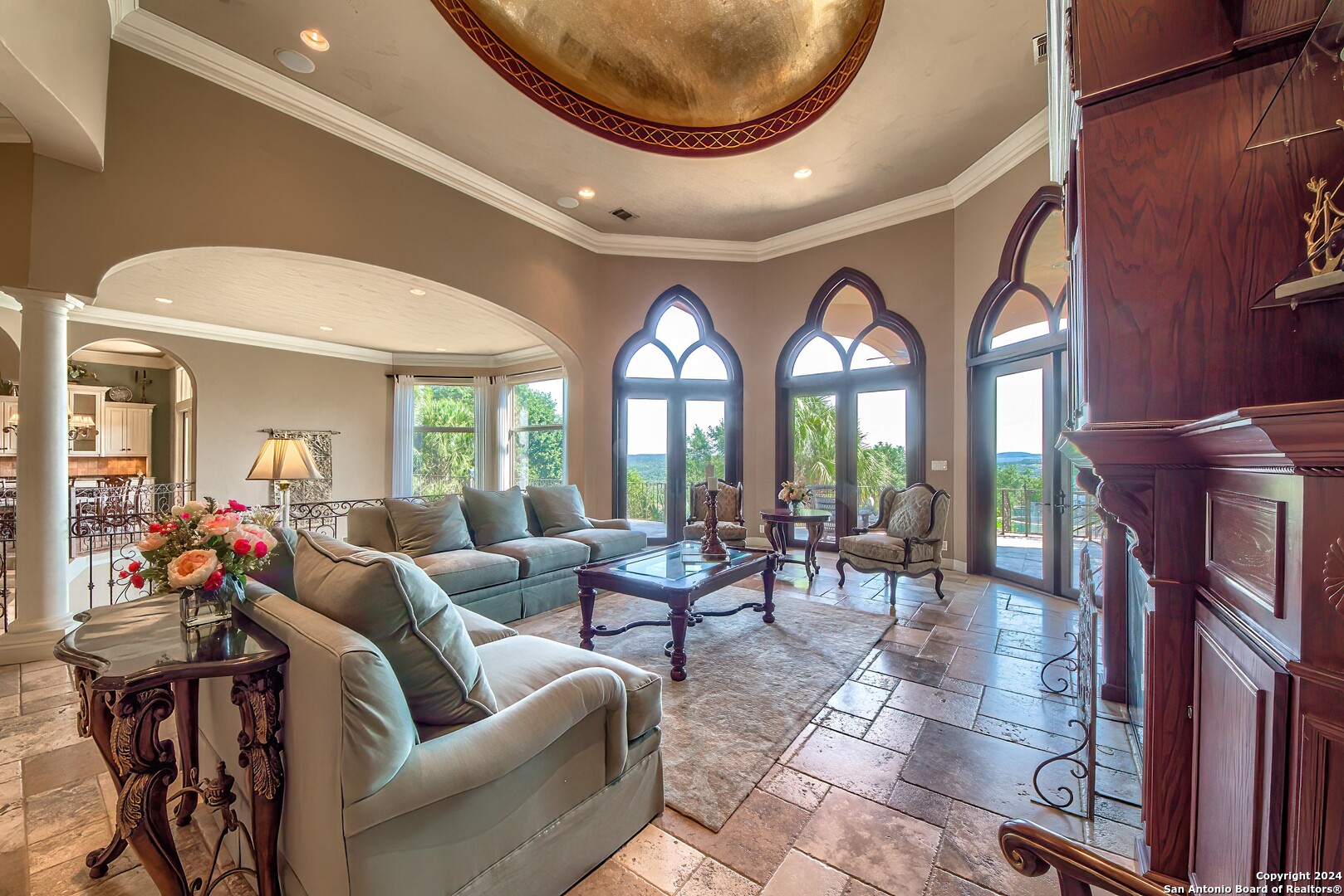 property viewer photo 15