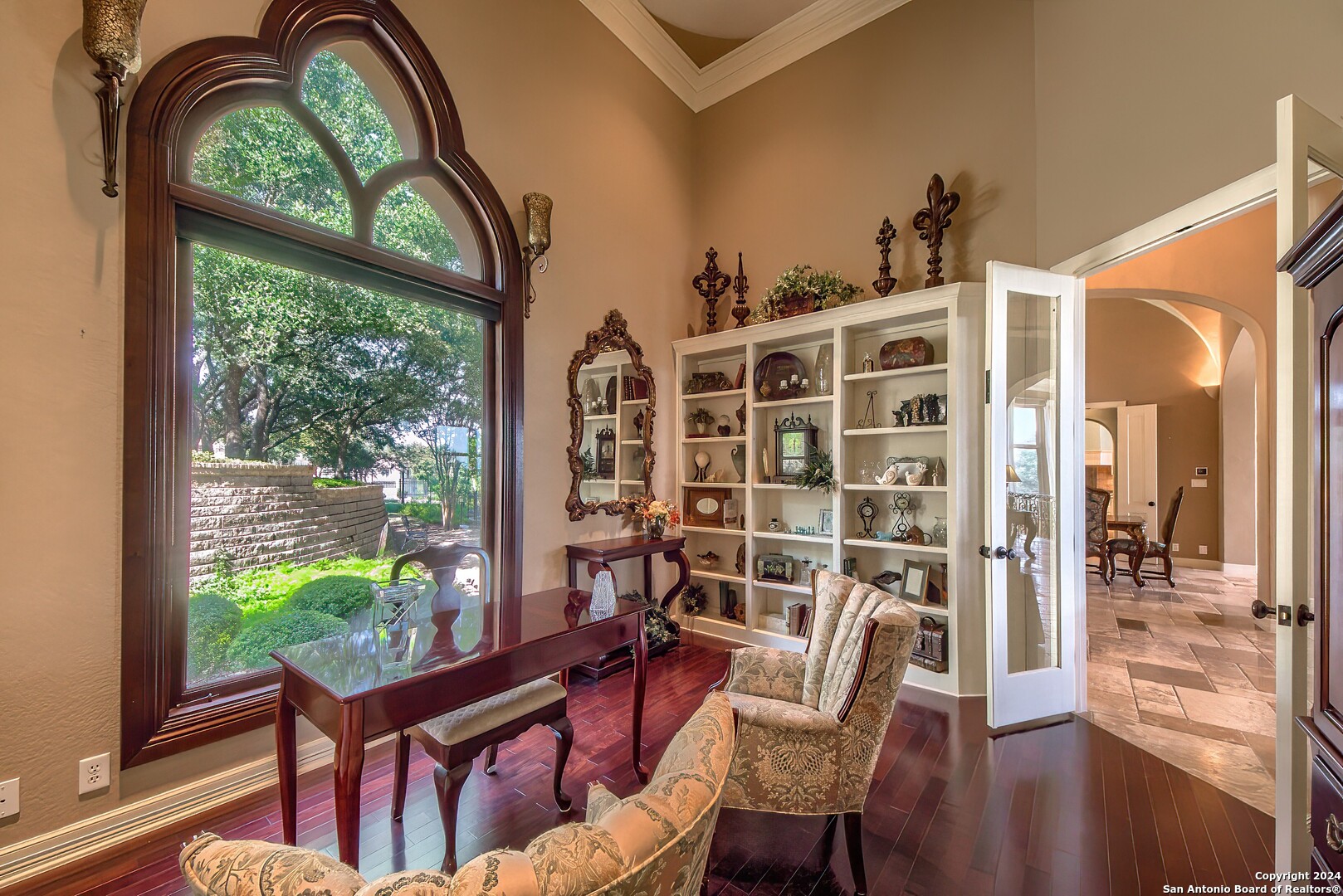 property viewer photo 19