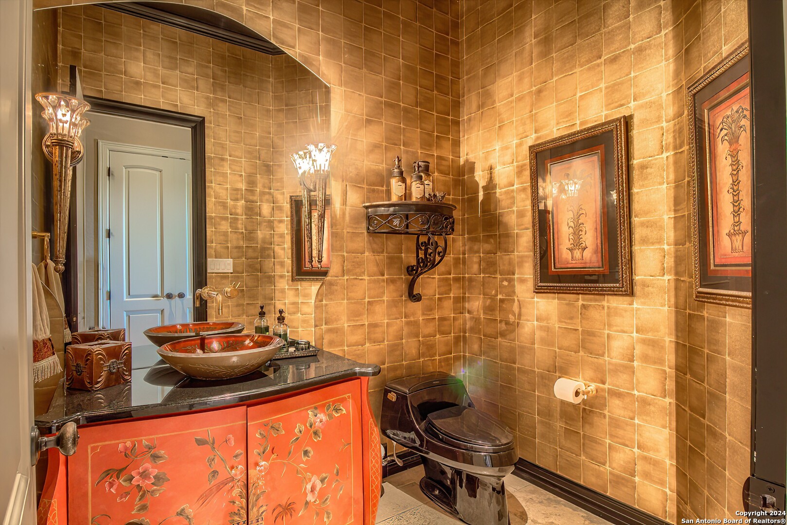 property viewer photo 32