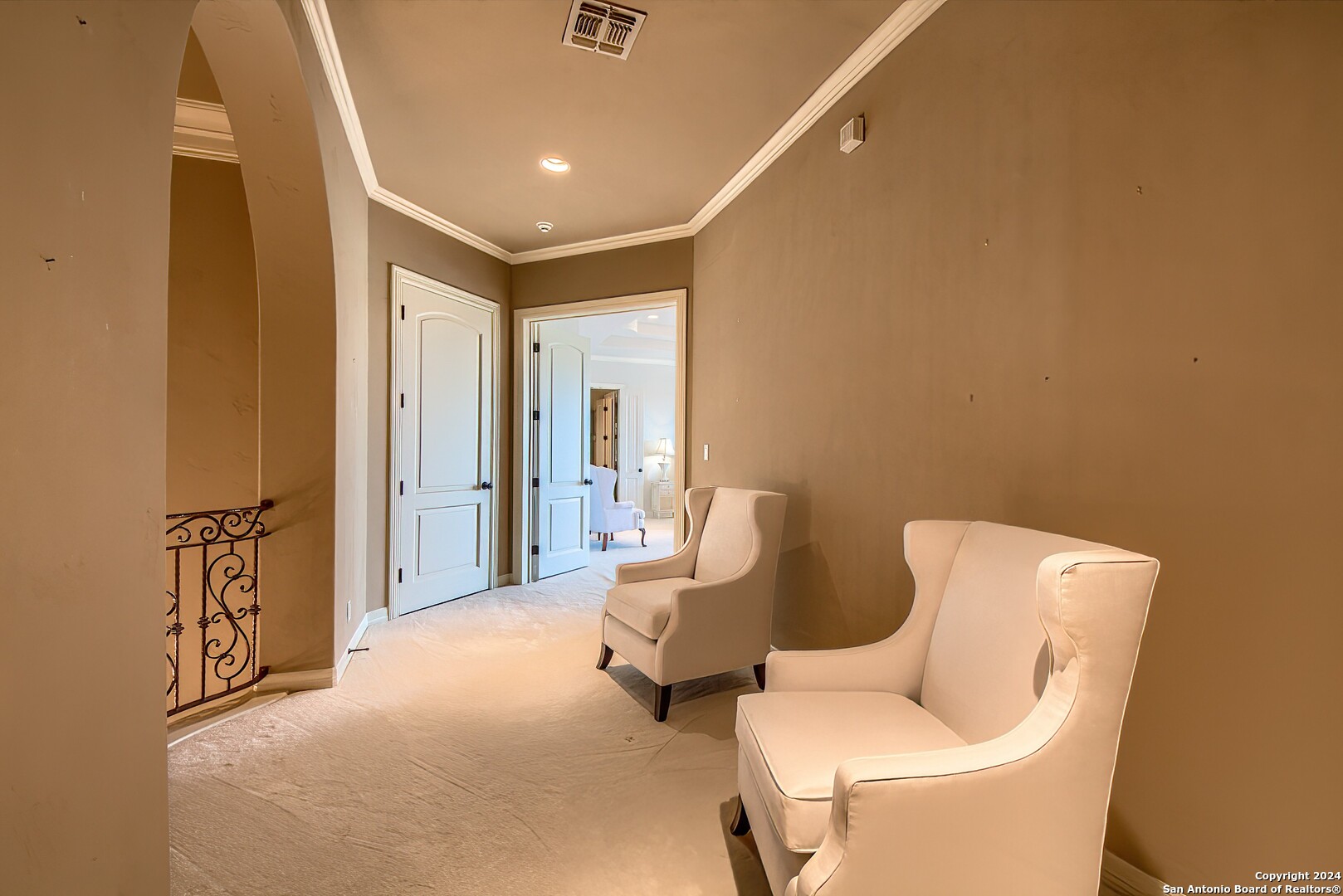 property viewer photo 35