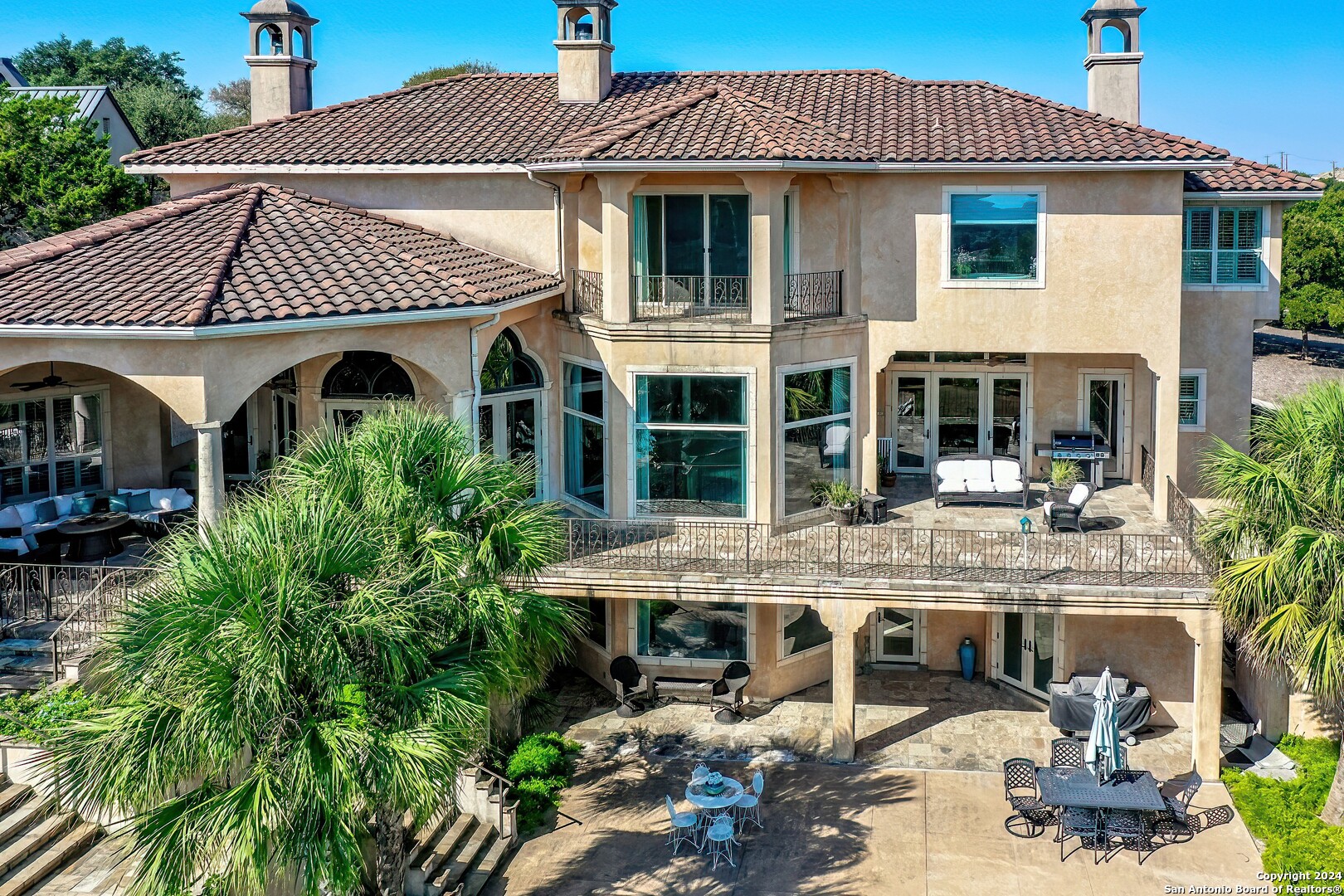 property viewer photo 6