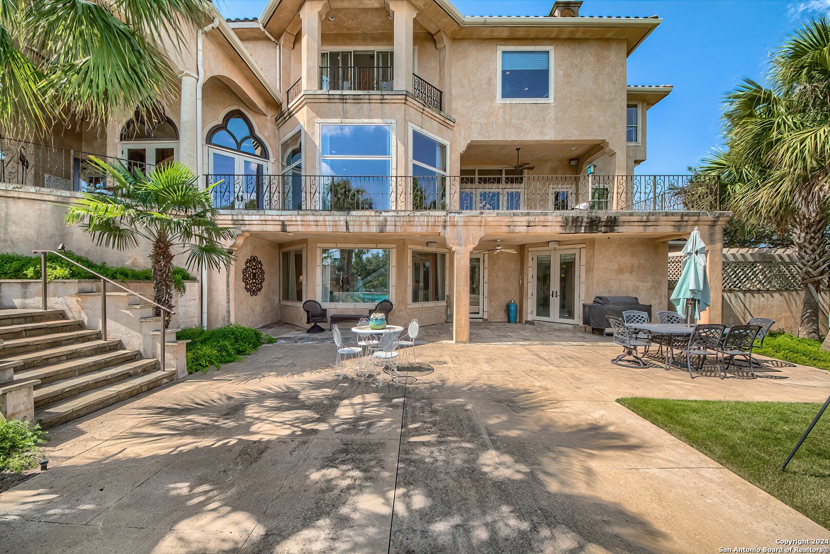 property viewer photo 61