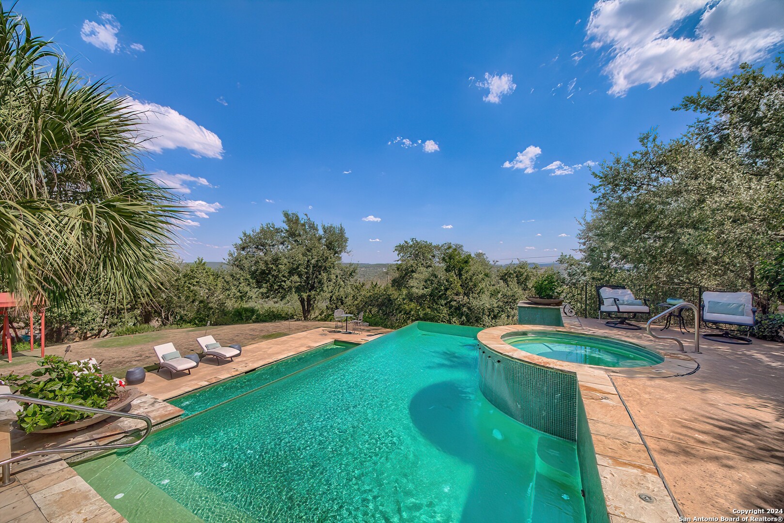 property viewer photo 63