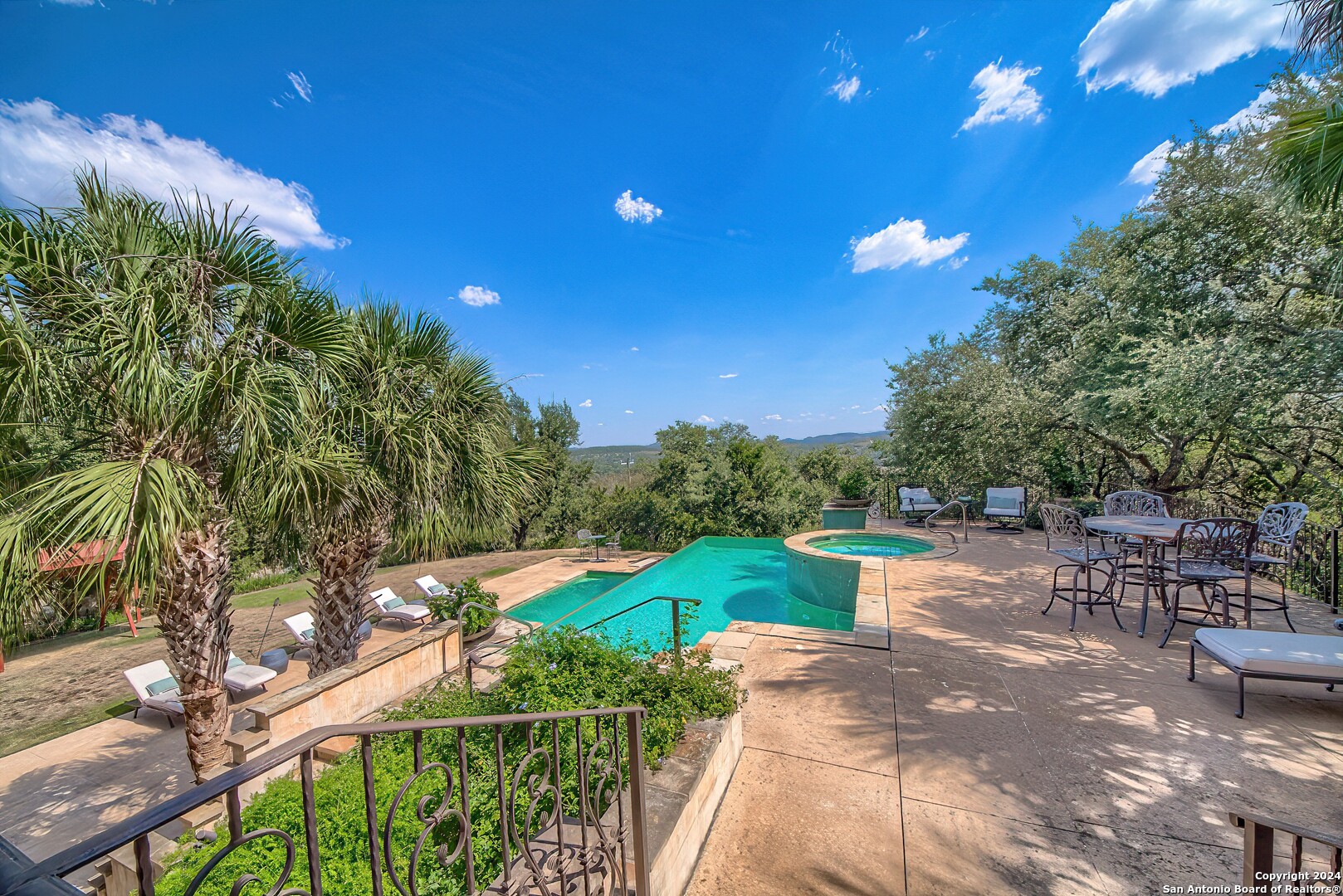 property viewer photo 66