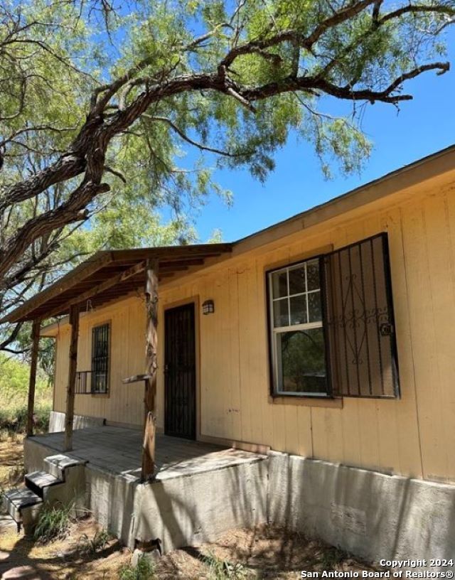 main property photo 13