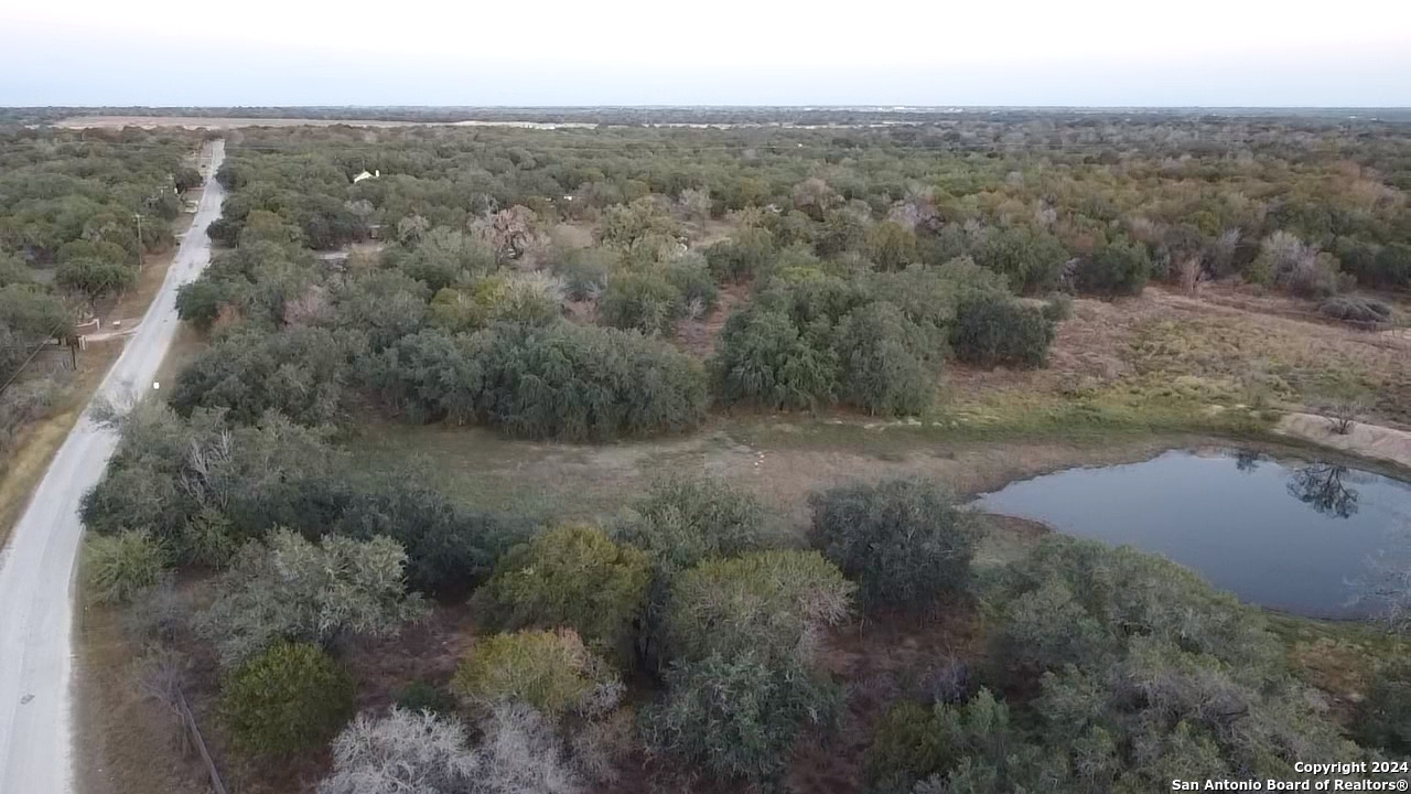 main property photo 11