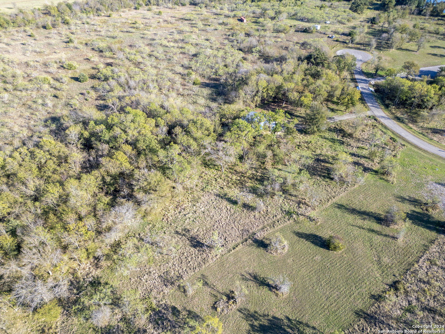 main property photo 31