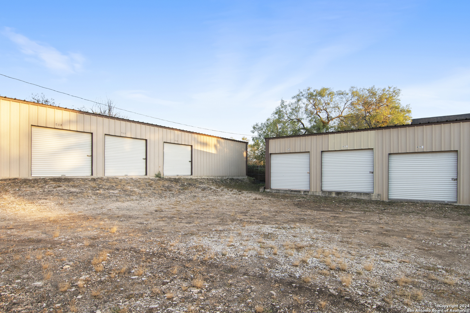 main property photo 24