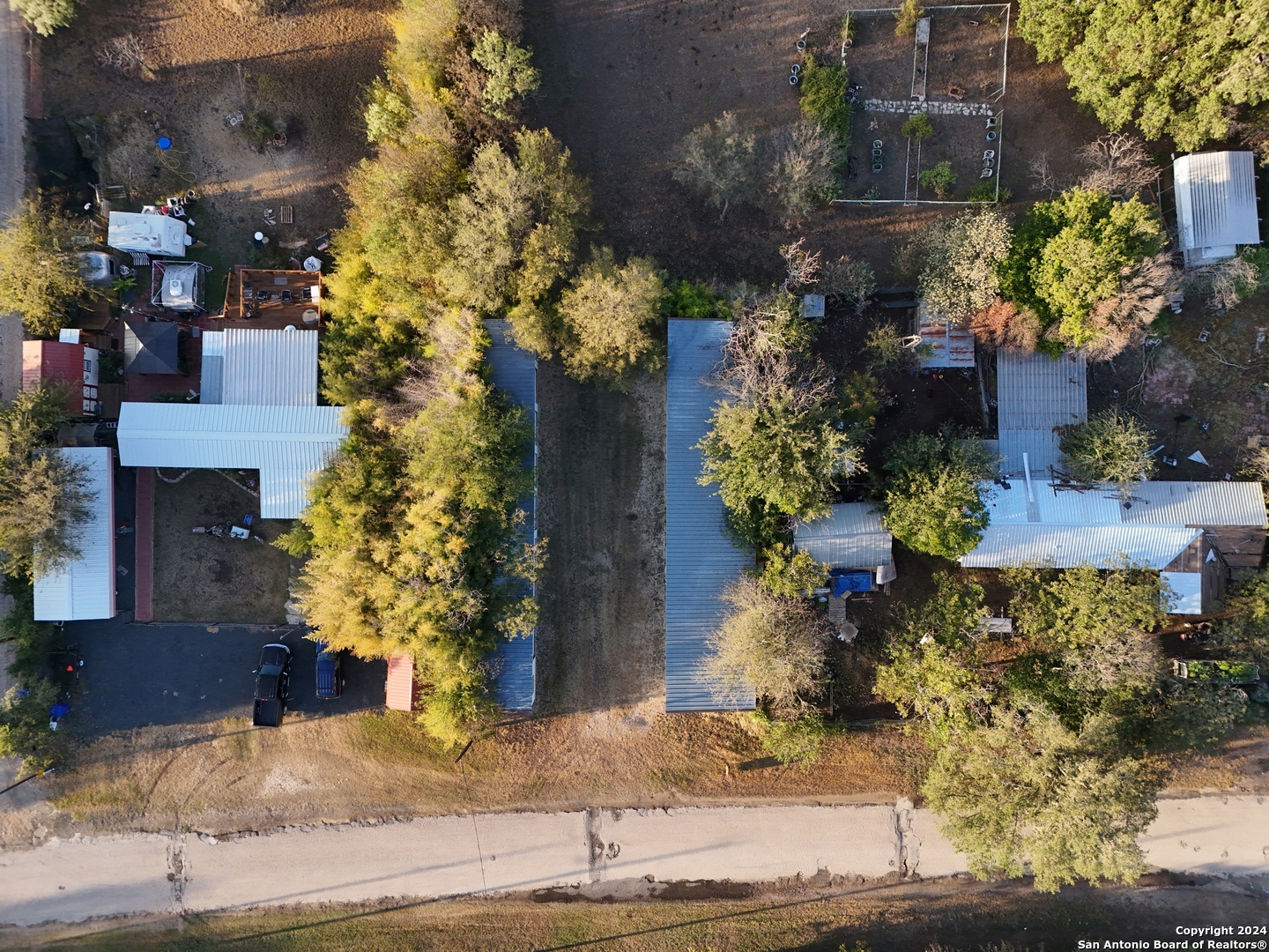 main property photo 5