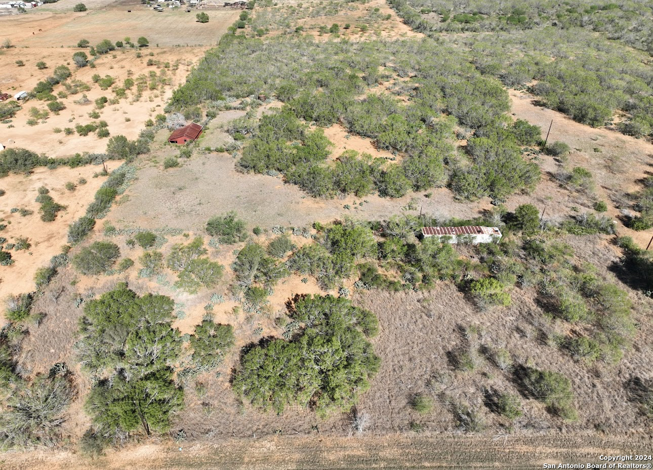 main property photo 13