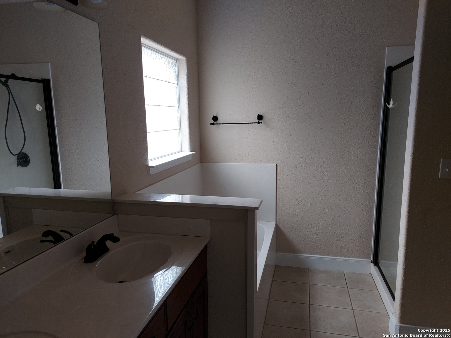 property viewer photo 8