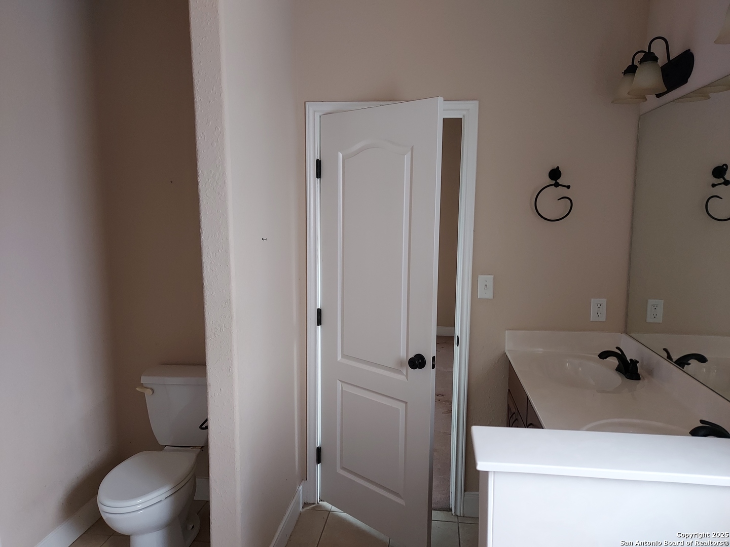 property viewer photo 9