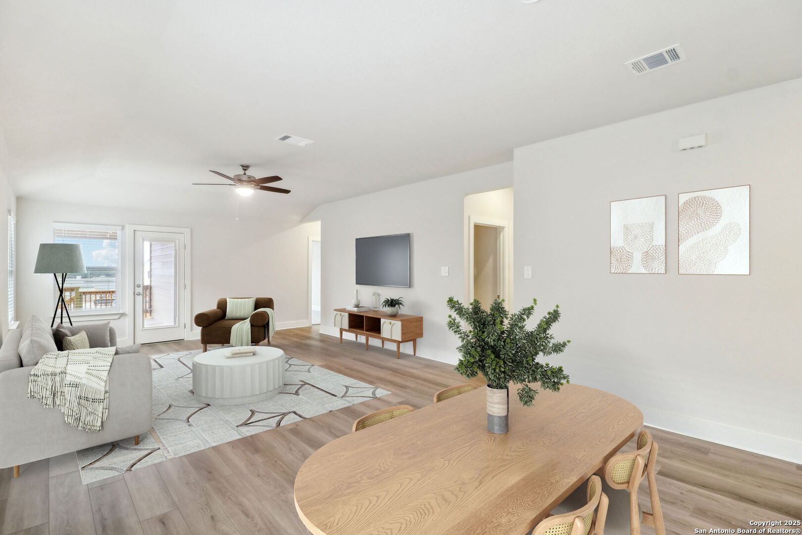 property viewer photo 20