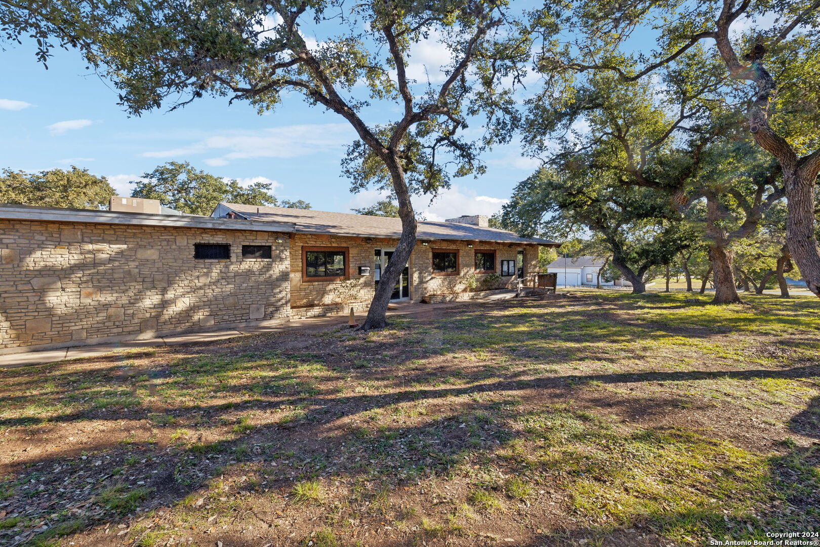 main property photo 43