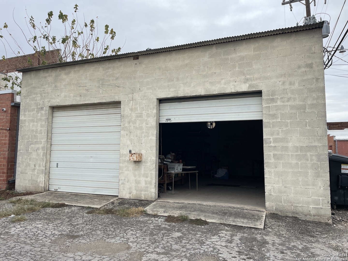 main property photo 20
