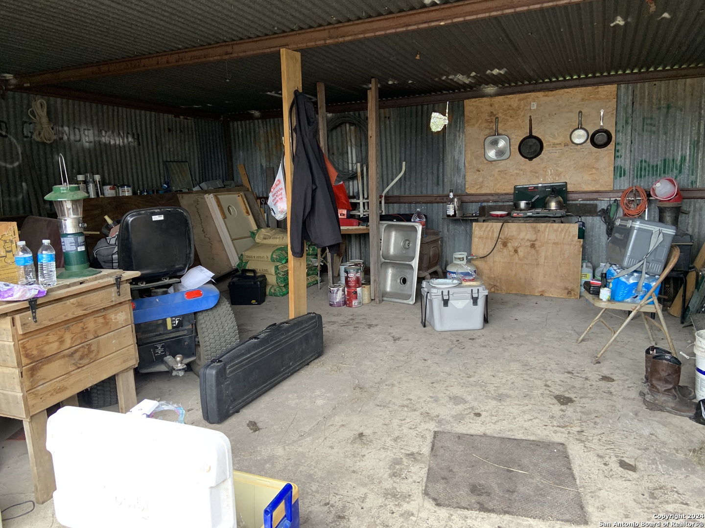 main property photo 26