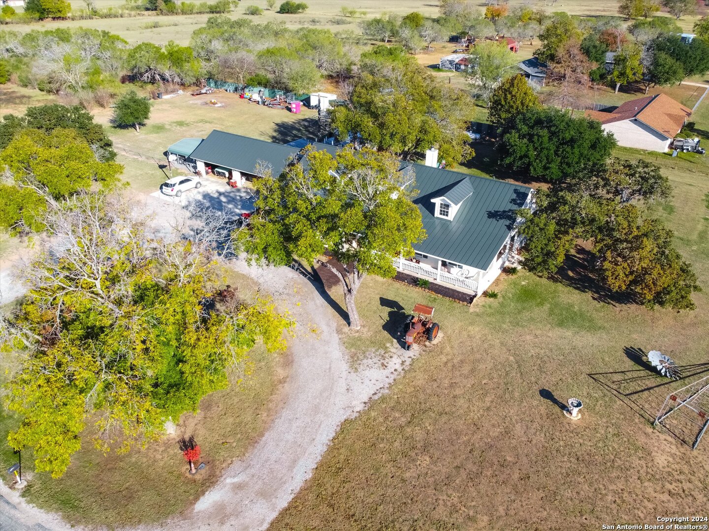 main property photo 43