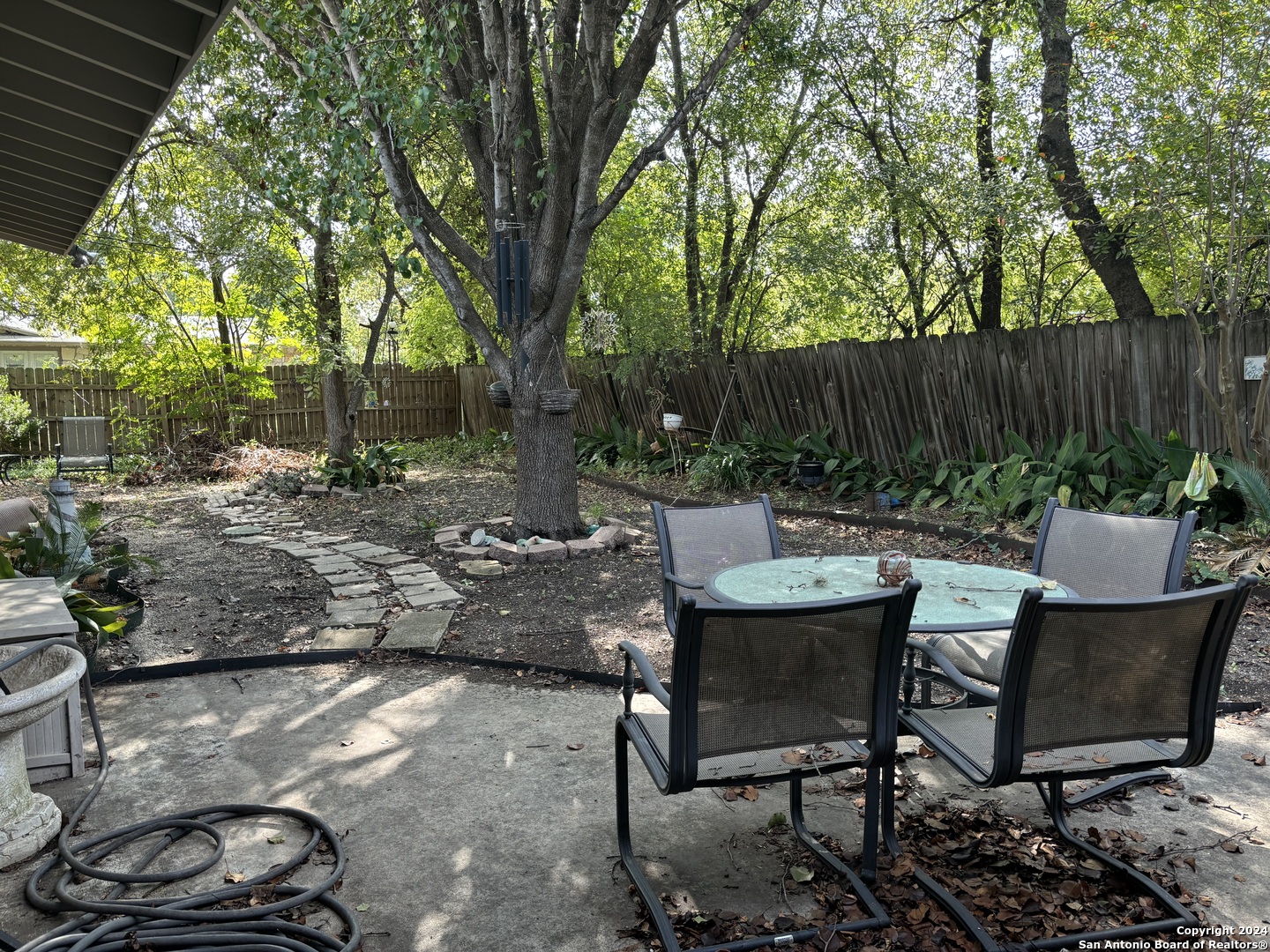 property viewer photo 14