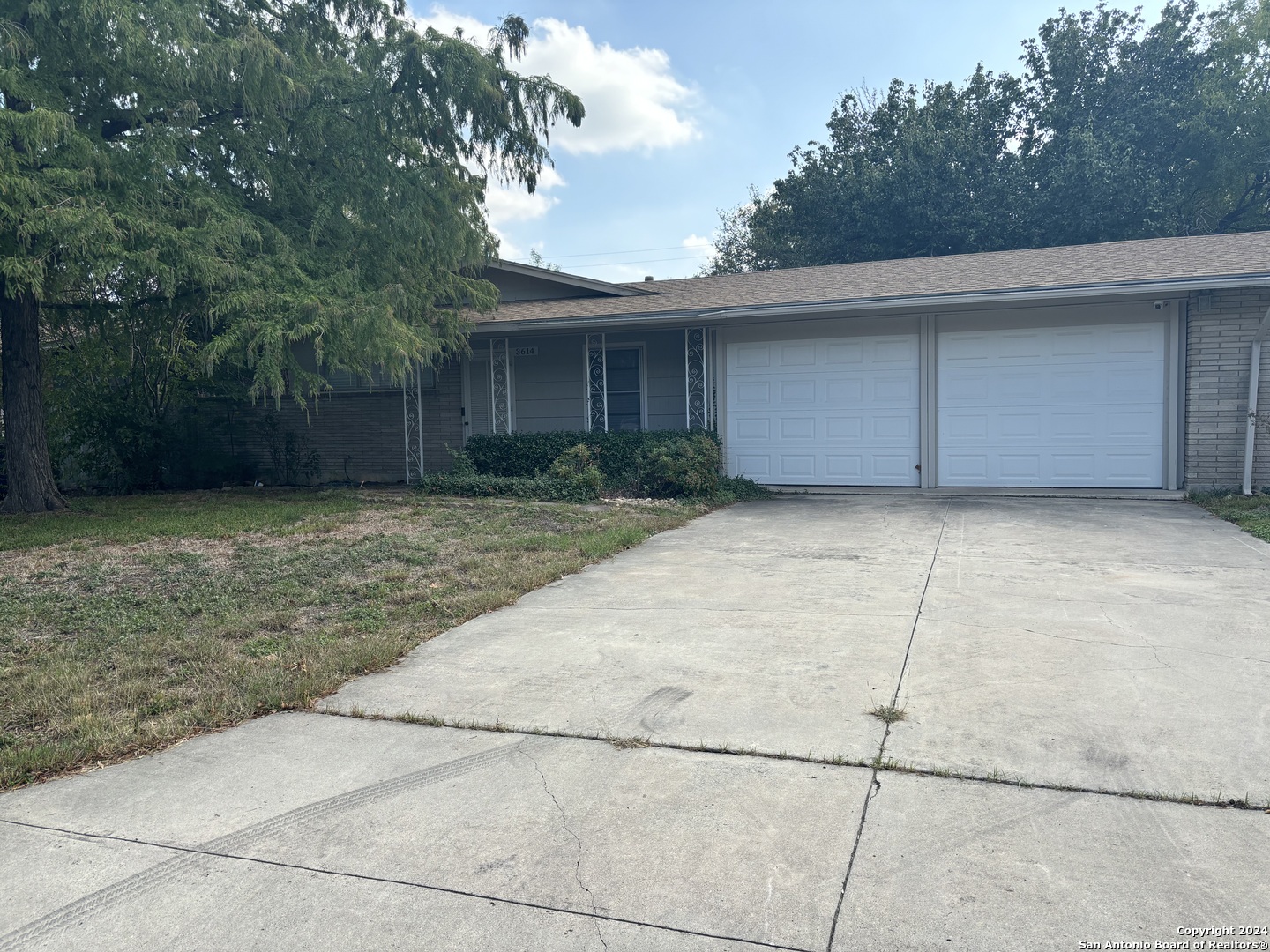 property viewer photo 3