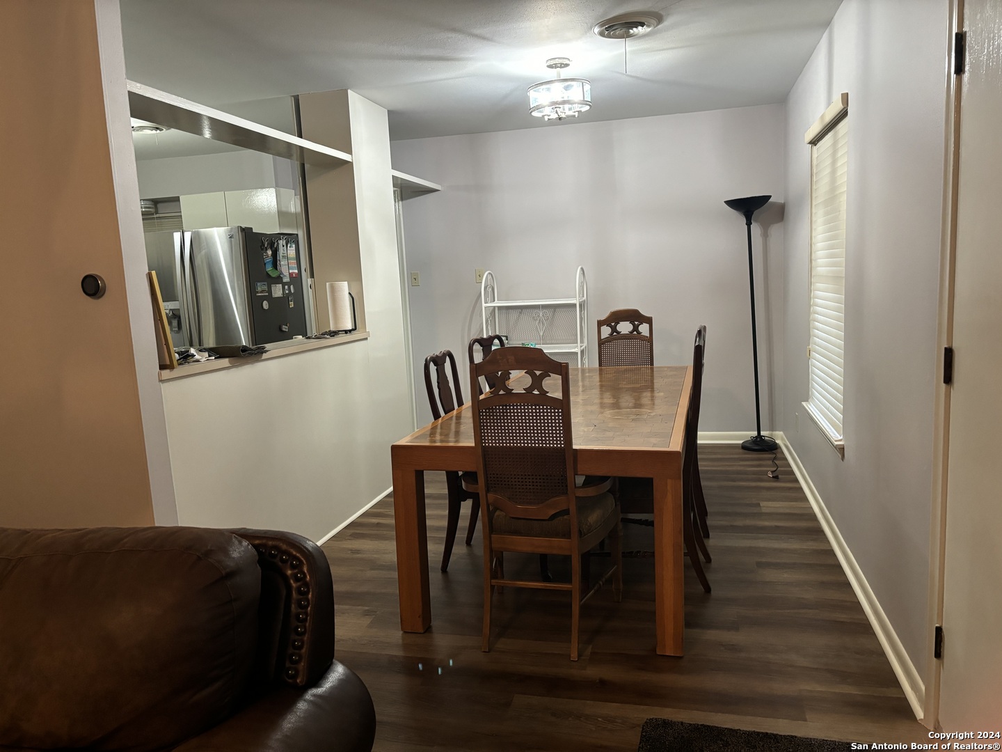 property viewer photo 4