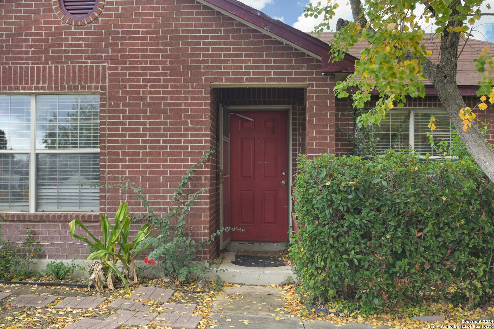 property viewer photo 1