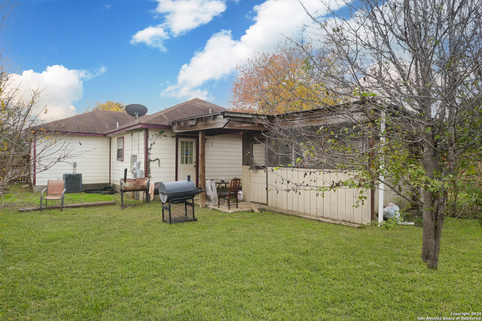 property viewer photo 10