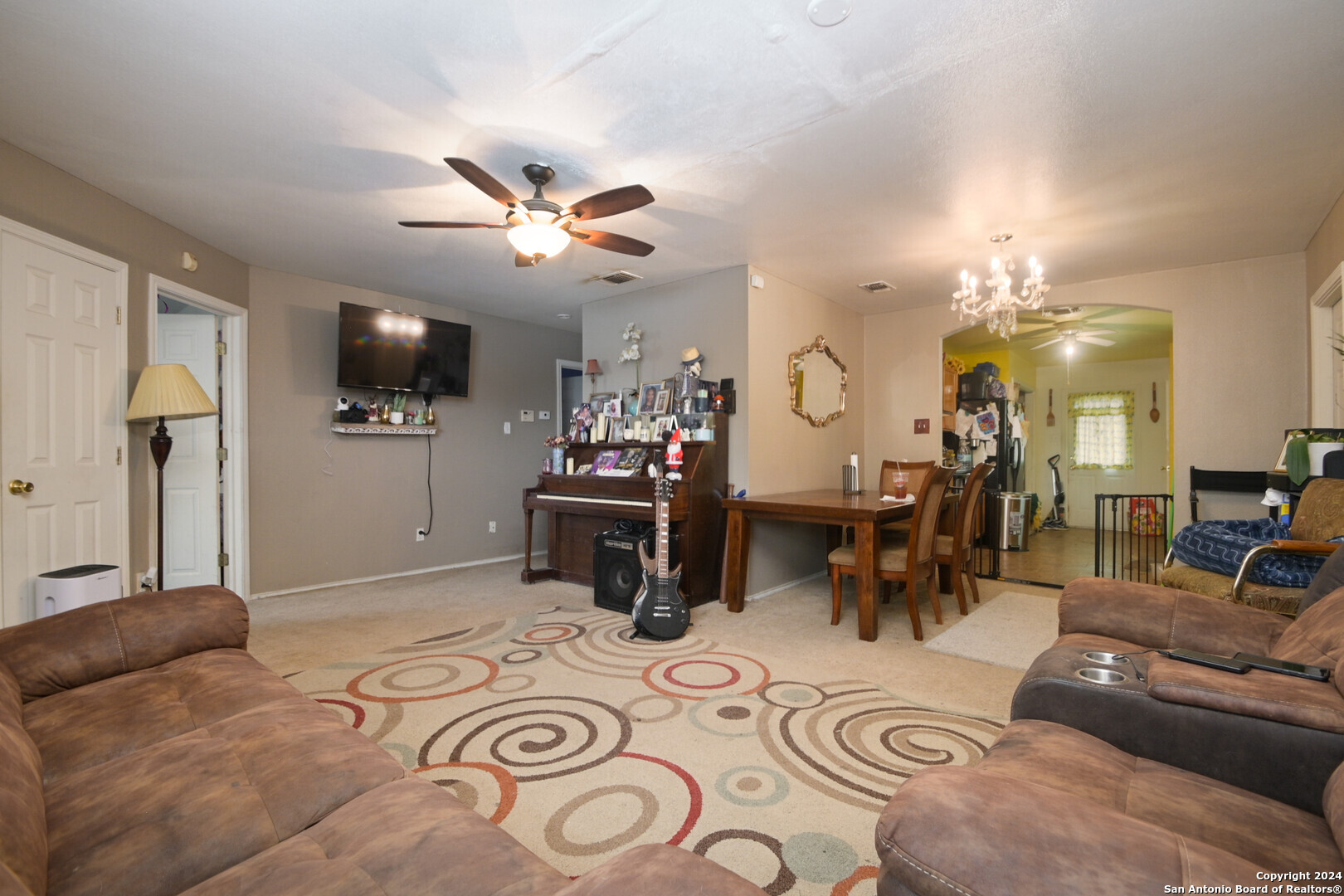 property viewer photo 2